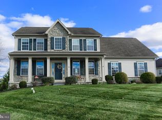 8 Boulder Rd, Hanover, PA 17331