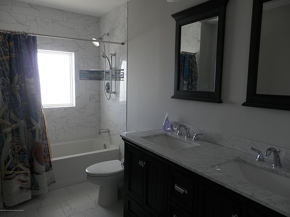 3rd image of 3205 Ocean Blvd Unit 7