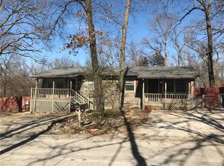 18918 Shoreline Way, Fayetteville, AR 72703