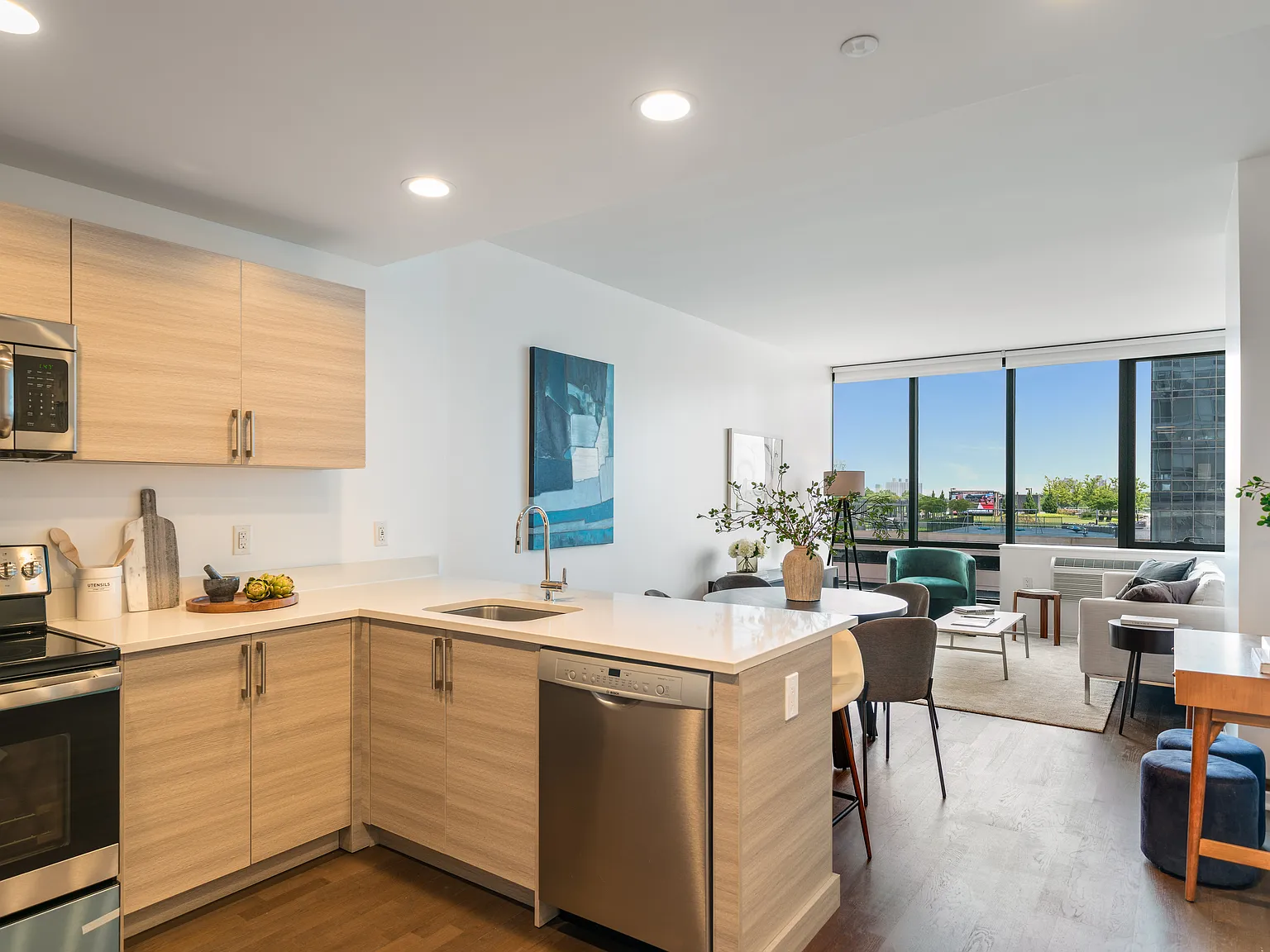 1 bed, 760 sqft, $3,175 — Photo 1