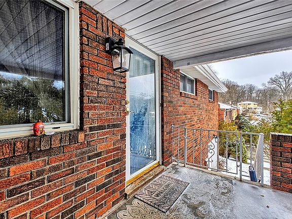 2nd image of 804 Norvell Dr