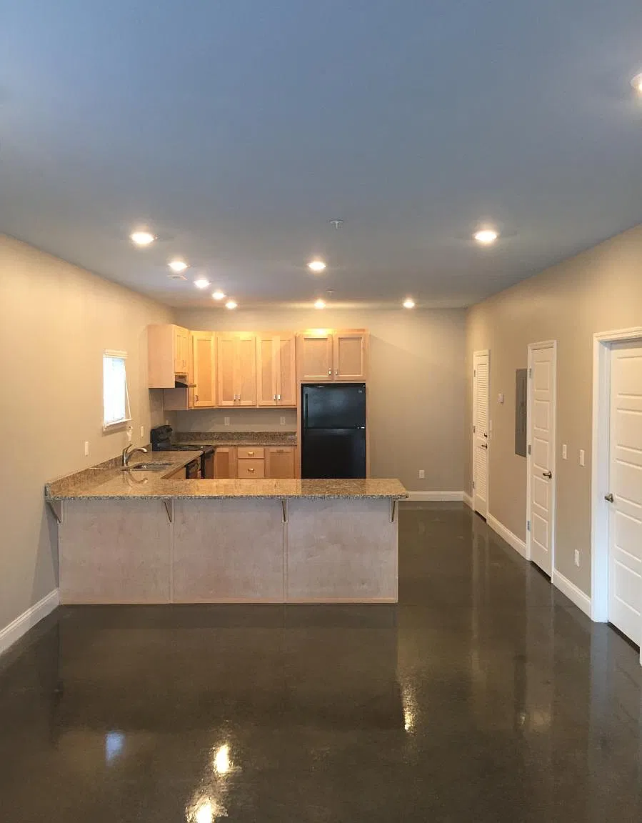 509 S Willow St — Photo 2
