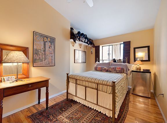5th image of 303 Mercer St APT C401