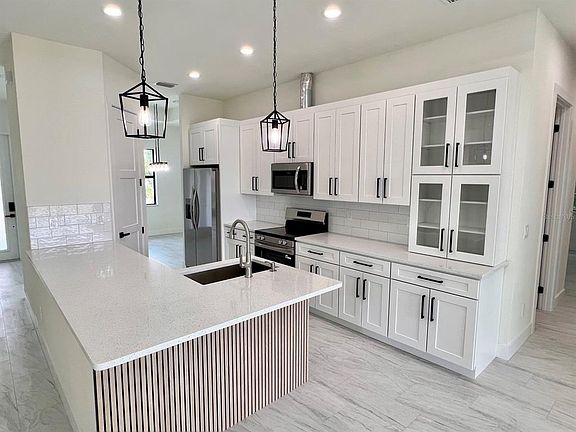 3rd image of 9245 BOCA GRANDE AVENUE