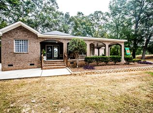 1903 Woodlawn Rd, Greenwood, SC 29649