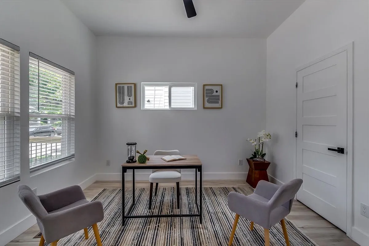 4 bed, 1852 sqft, $2,800 — Photo 4