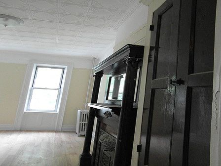 2nd image of 142 Schaefer St