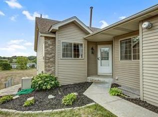 6148 Mill Run Rd, Monticello, MN 55362