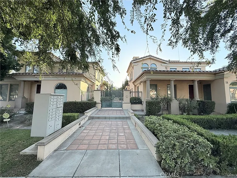 51 S San Gabriel Blvd — Photo 2