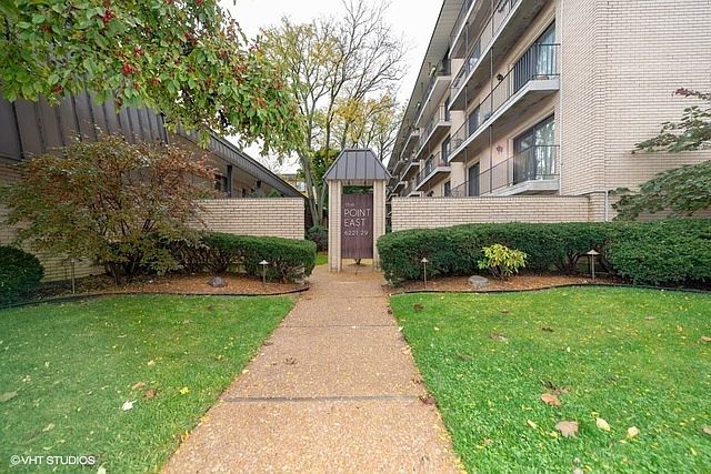 1st image of 6221 N Niagara Ave APT 408