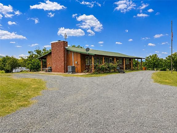 3rd image of 26485 Calhoun Rd
