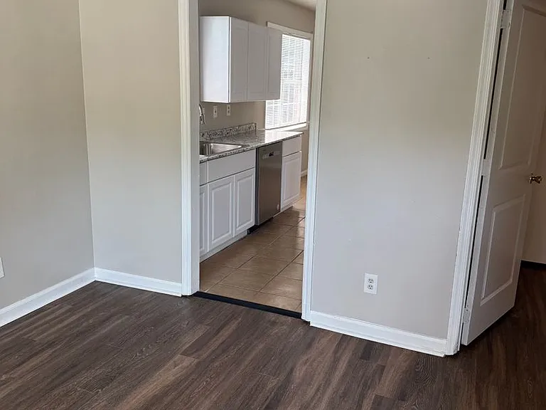 3527 Lynhaven Dr #A — Photo 3