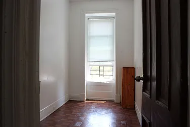 Rented by Premier Metro Realty Corp