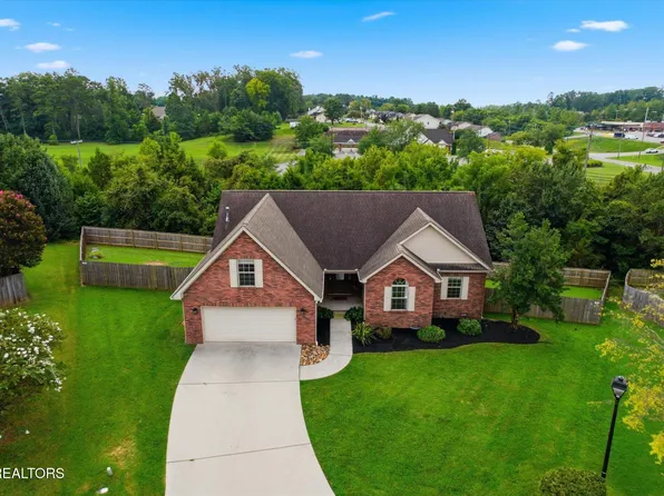100 Stone Bluff Ct, Knoxville, TN 37924