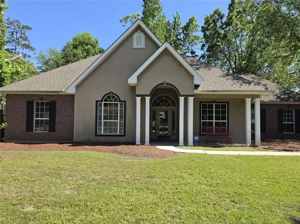 2075 White Myrtle Dr, Madisonville, LA 70447