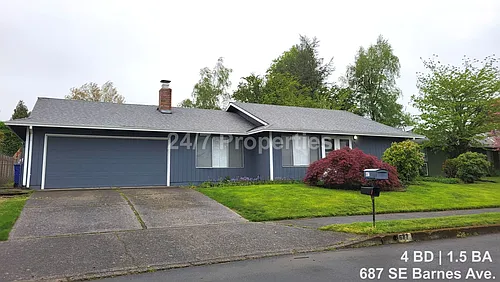 687 SE Barnes Ave Photo 1