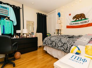 60 Egmont St APT 4B, Brookline, MA 02446