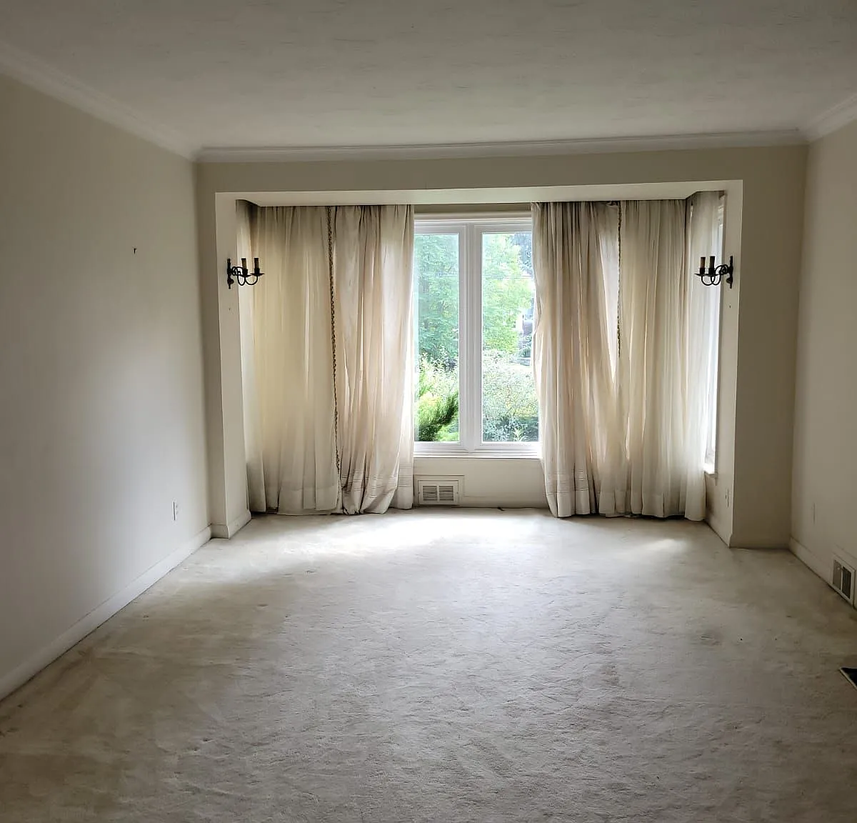 3 bed, $3,100 — Photo 4