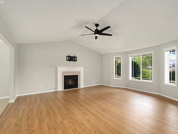 5th image of 1388 SE 70th Ave