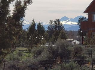 979 SW Bent Loop, Powell Butte, OR 97753