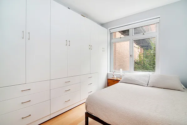 Sold by Compass | media 24