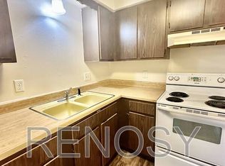 206 N Madison St #3, Prairie City, IA 50228