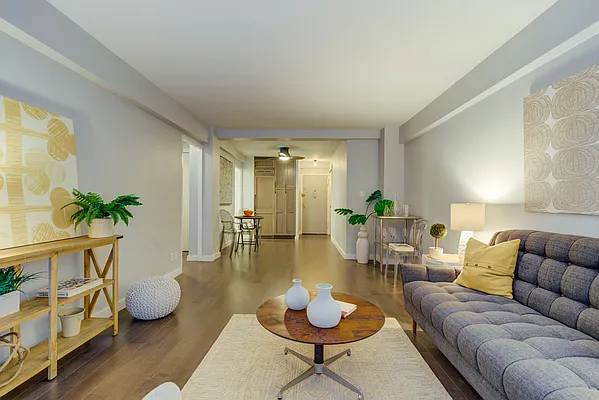 Sold by Compass | media 17