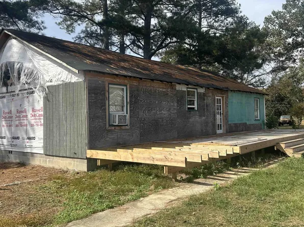 70 County Road 406, Clanton, AL 35045