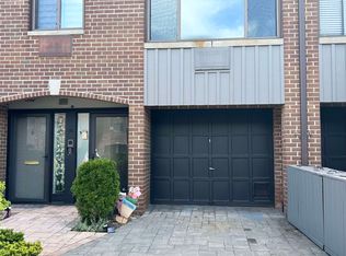 15425 Riverside Dr #8A, Flushing, NY 11357