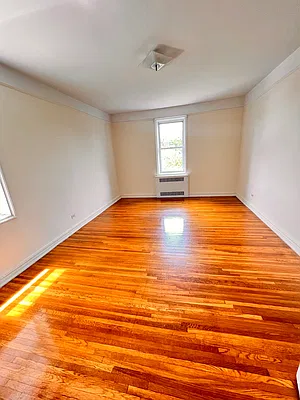 Rented by Smart NY Realty LLC | media 2