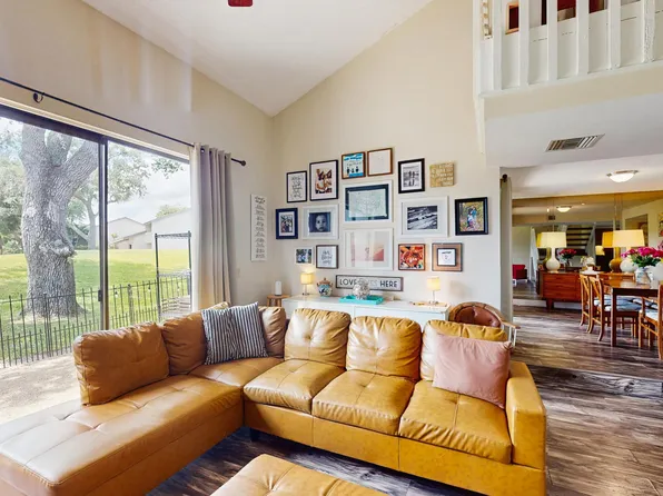 527 Deer Creek Wildwood Lane E, Deerfield Beach, FL 33442