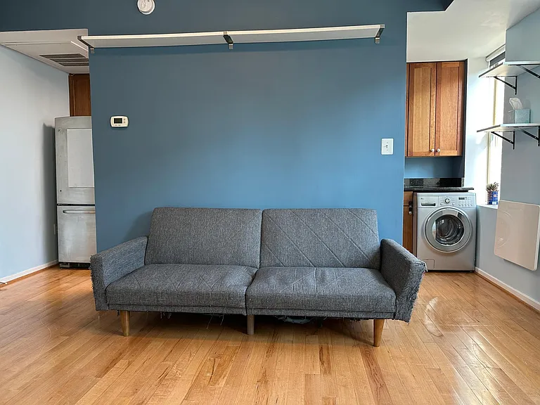 1451 Park Rd NW — Photo 2