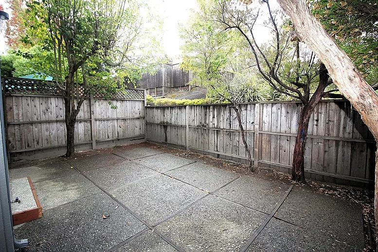 3 bed, 2.5 bath, 1500 sqft, $4,250 — Photo 2