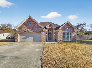 890 Barnhill Rd, Silsbee, TX 77656