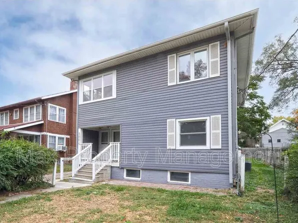 1004 Arthur Ave APT 2, Des Moines, IA 50316