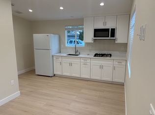 14815 Tupper St, Panorama City, CA 91402