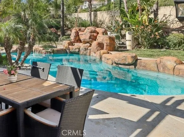 30 Villa Valtelena, Lake Elsinore, CA 92532