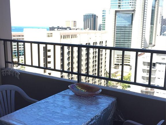 2nd image of 2240 Kuhio Ave APT 2013