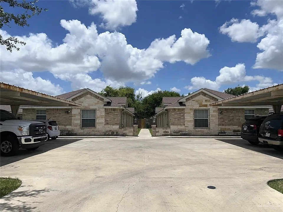 215 W Albatross Ave #B