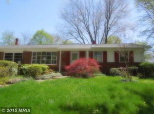 8329 Cottage St, Vienna, VA 22180