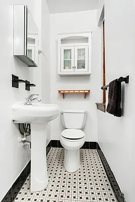 Rented by Corcoran | media 5