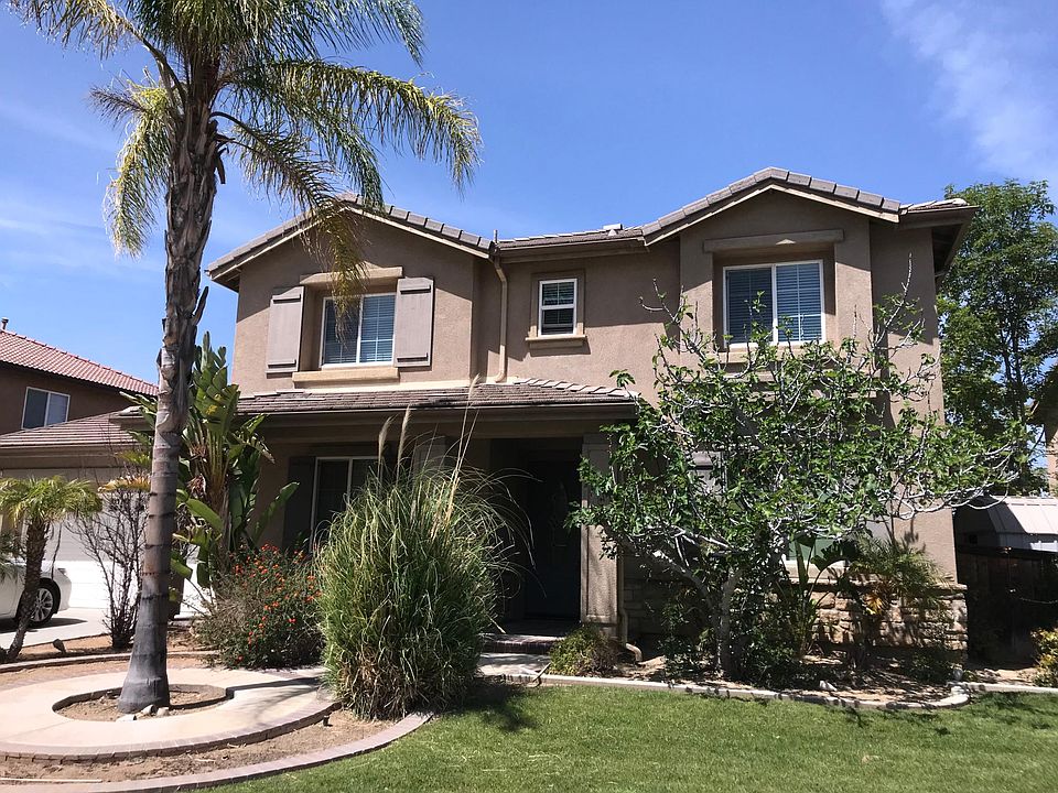 1st image of 15347 La Casa Dr