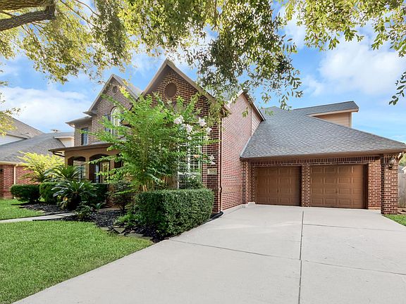 2nd image of 7123 Morrow Ct