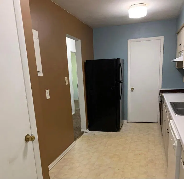 1000 Sandlin Pl — Photo 2