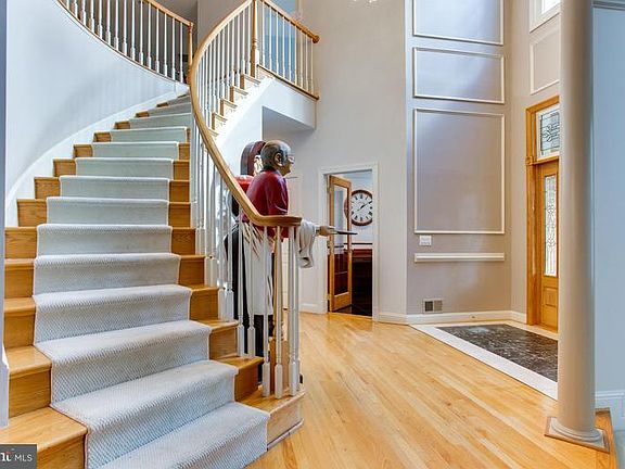 4th image of 12808 Hamlet Hill Way
