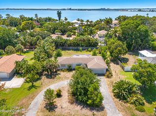 1200 Magnolia Dr, Indialantic, FL 32903