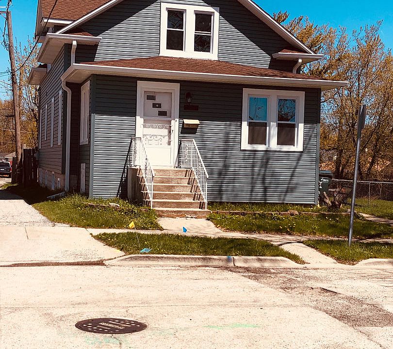 1st image of 1014 Helmholz Ave