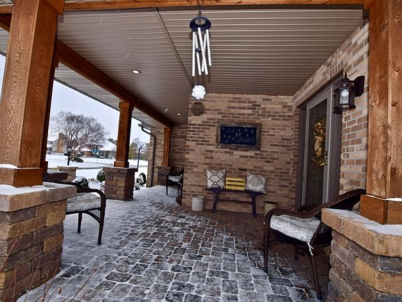 4th image of 1095 Langeais Dr