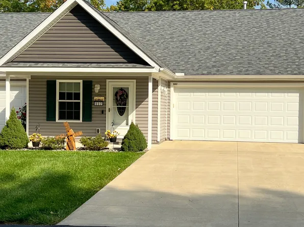 1840 Alexander Ave #602, Geneva, OH 44041