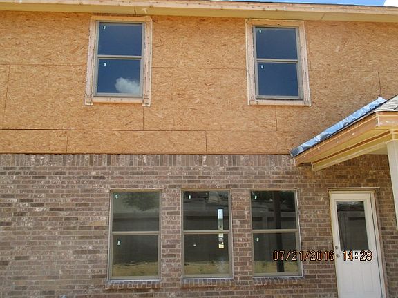 2nd image of 509 Jeanne Ct